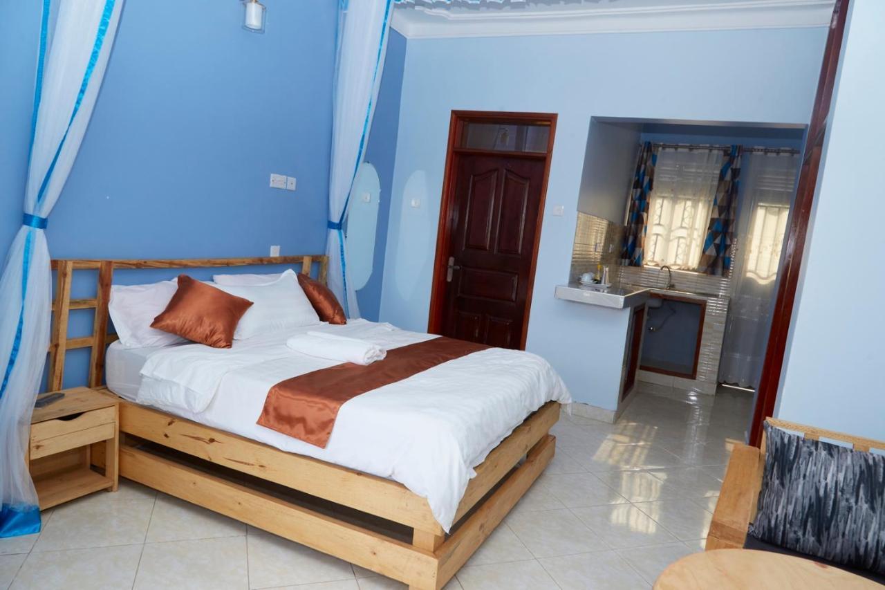 Westway Luxury Suites Mbarara Экстерьер фото